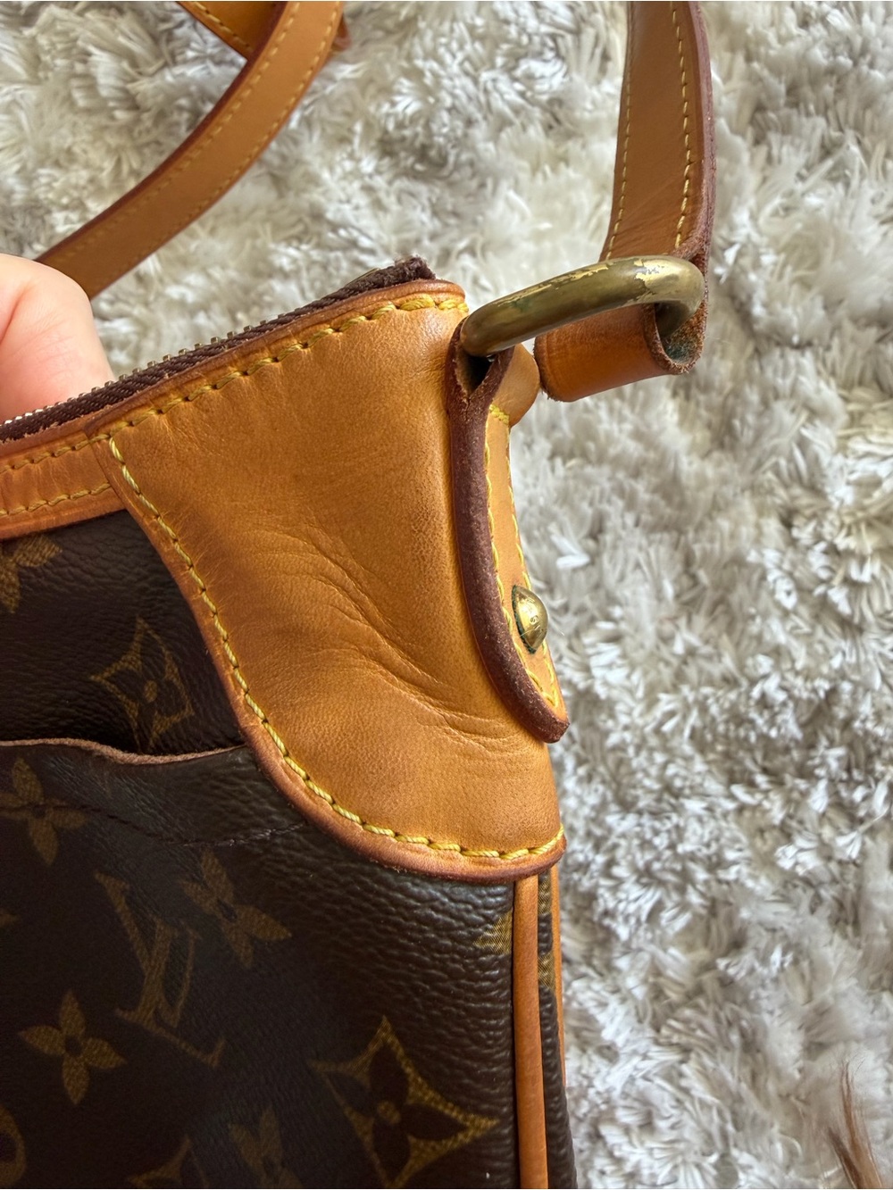 Louis Vuitton Monogram Crossbody in Brown & Tan Leather Trim - Picture 14 of 16